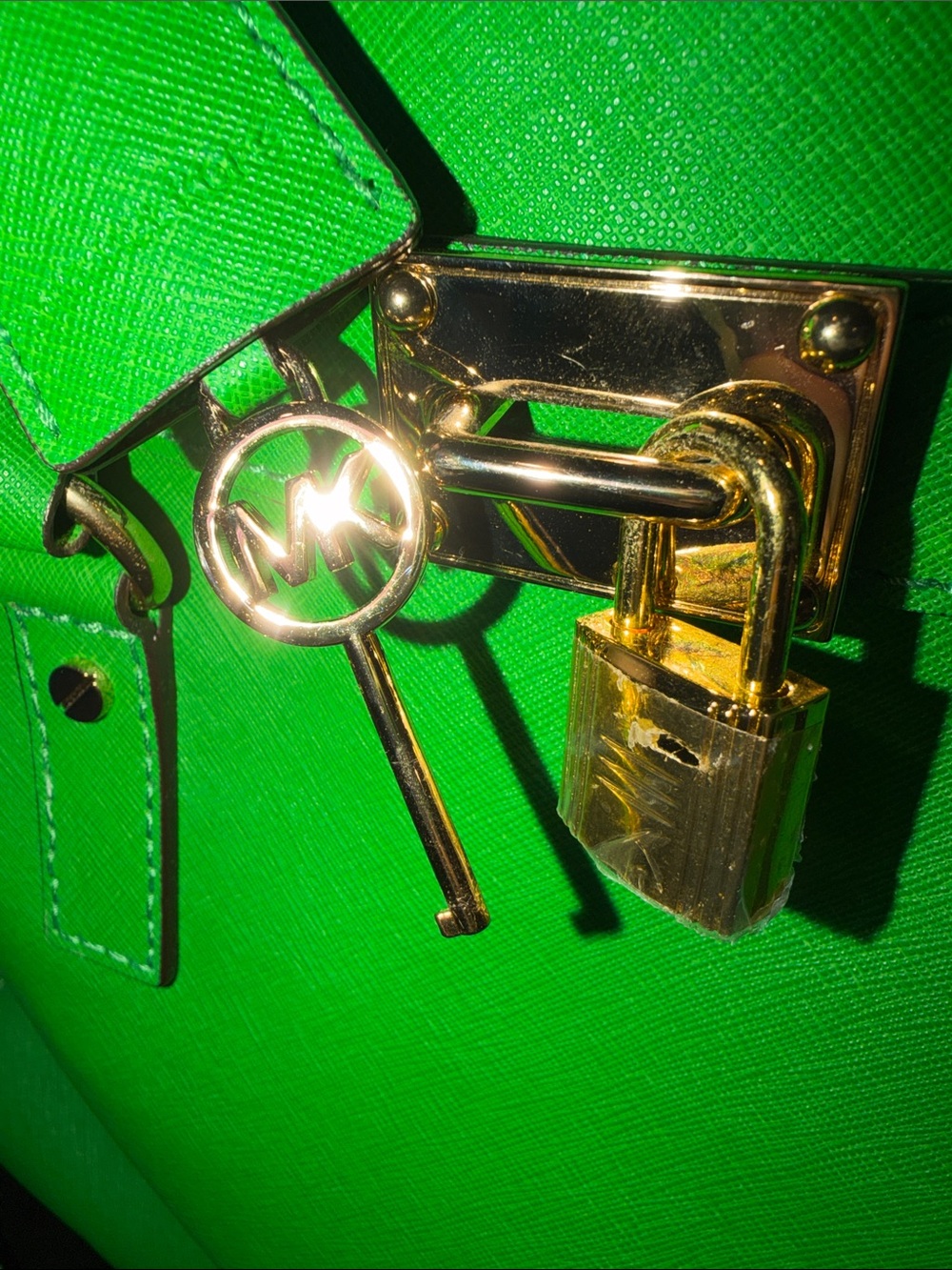 Michael Kors Hamilton Large Saffiano Leather Tote - Green - Picture 2 of 10